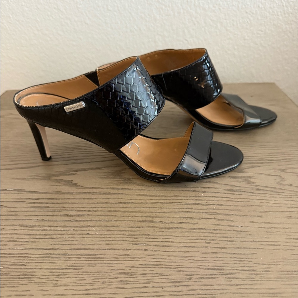 Calvin Klein Cecily Heel